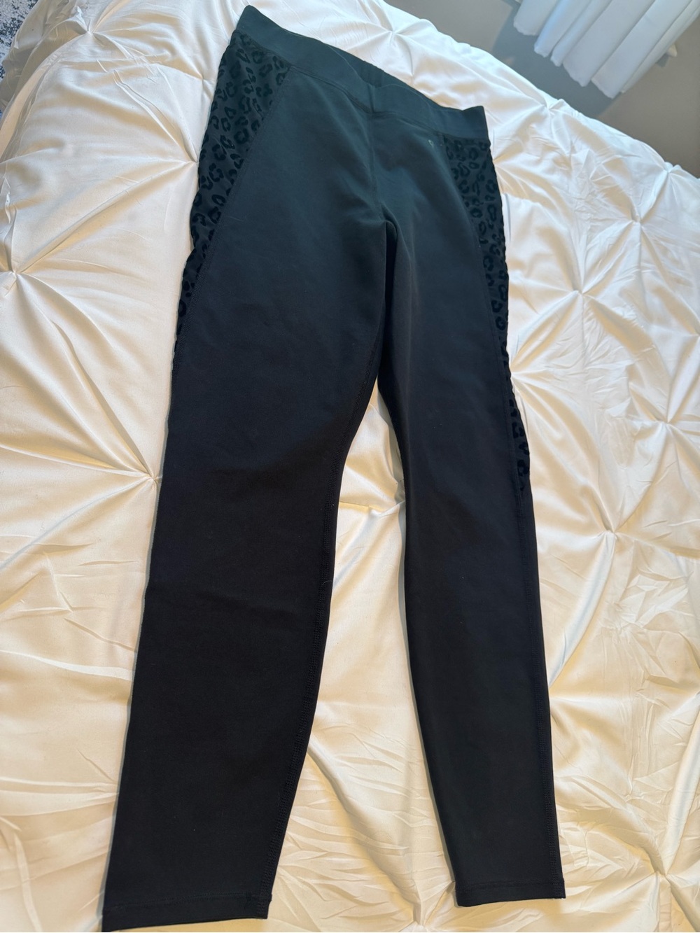 Good American Black Leopard Mesh Side Leggings - Size 3 (L/XL)